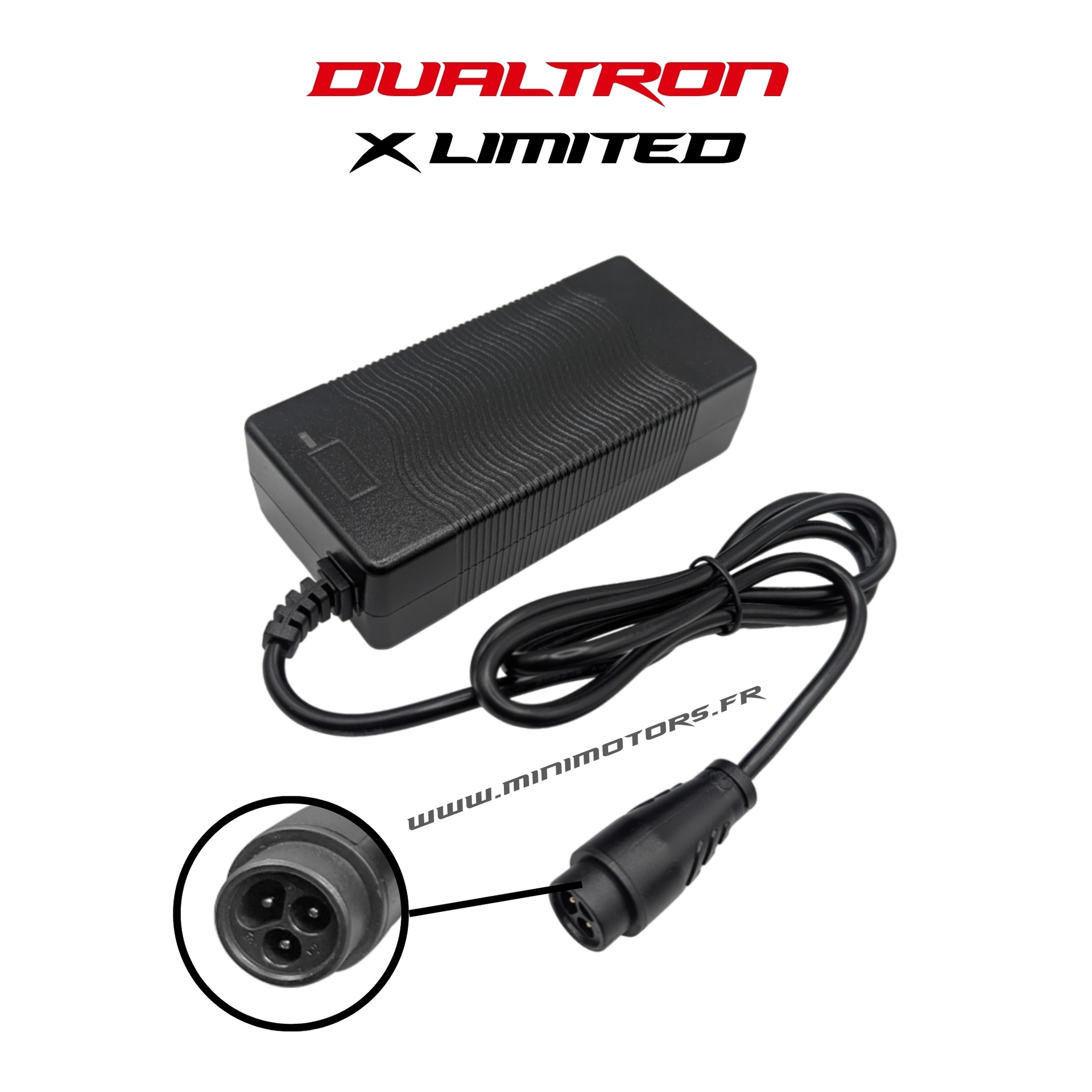 CHARGEUR 12.6V 5A pour X1